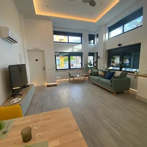 La Casa * Malaga