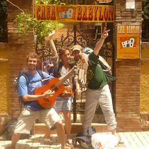 Casa Babylon Backpakers Hostal *