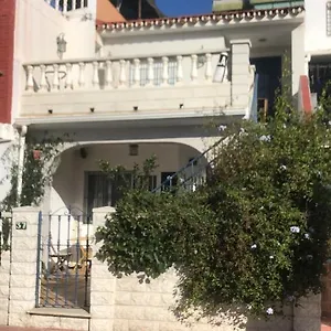 Calle Quitapenas 37 Holiday home *