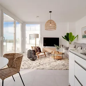 Apartment Bayview Hills, Luxury 2 Bedroom *