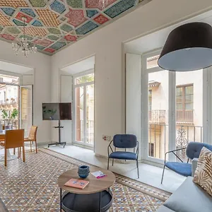 Apartment Thyssen Boutique By Caleta Homes *