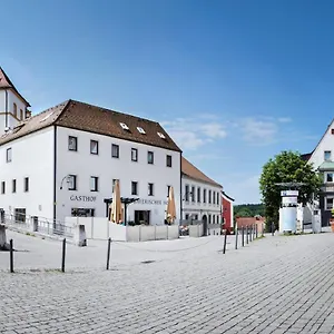 Hotelgasthof Bayerischer Hof *