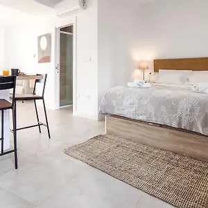 Charming Studio In Center By Sharingco. Malaga