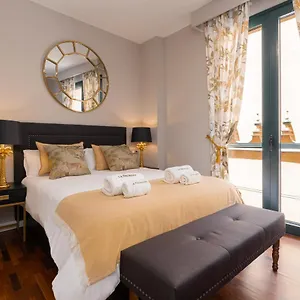 C31 Deluxe Into Cathedral Square Apartment Malaga