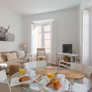 Chic Casa Cathedral At Calle Fresca 2-bedroom In City Center Malaga