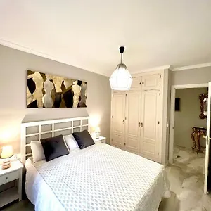 Puerto Deluxe Apartment *