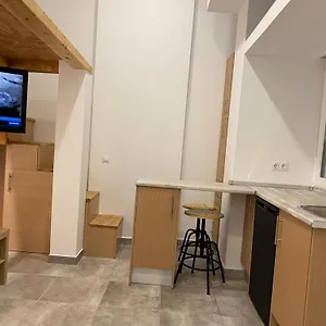 Estudio 86 B Apartment