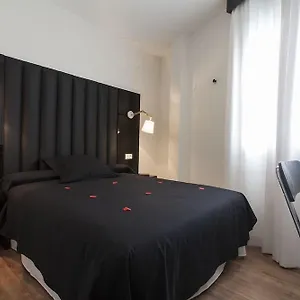 Picasso Hotel 4*