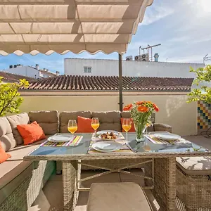 Emma Penthouse In By Solaga Homes Apartment