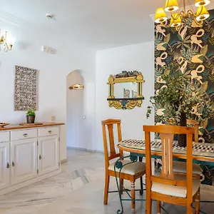 Apartment Oasis Apartment, Mijas