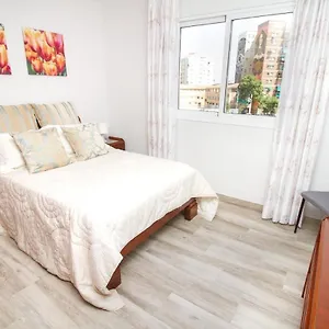 C70 - Classy 4 Bedrooms Malaga