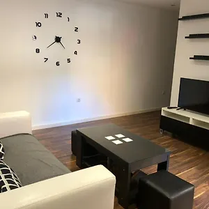 Precioso Piso Con Patio A 200m De La Playa Apartment