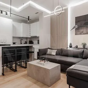 Contemporary Minimalist By Rems Apartment *
