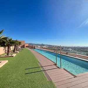 Apartment Sky Garden & Seasonal Pool Views By Ele