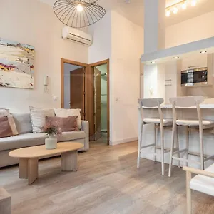 Apartment Artistic In The Heart Of By Rems