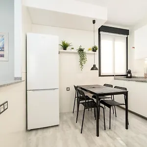 Apartment -malagasunapts- Stylish Centre Pool&parking Malaga