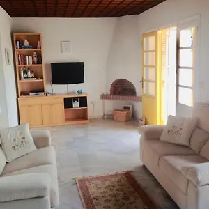 Bright, Airy From Holiday home *