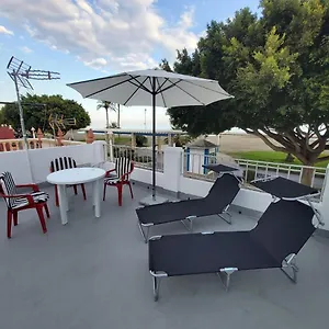 Beachfront House * Malaga