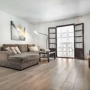 And Spacious With Parking On-site *
