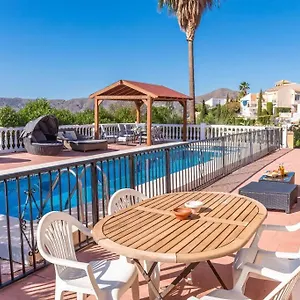 Villa Private Family With Pool And Kids *