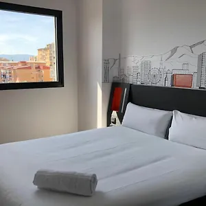 Easyhotel Centre