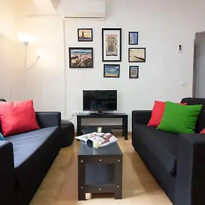 Entire 3 Flat In Center - Canast *