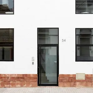 Apartment Cozy And Stylish Next To The Center 1.c2