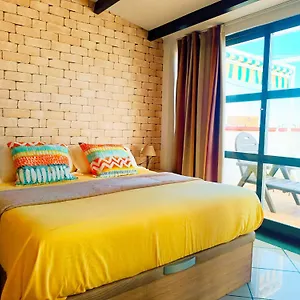 Solymar Apartment