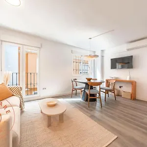 Apartment In Pedregalejo Near The Beach! - Tcm