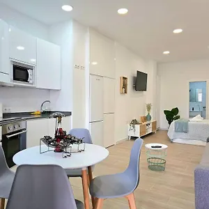 Moderno Loft A 250 Metros De La Playa & Parking Malaga