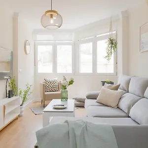C66 Lovely 2 Bdr With Terrace Close To The Apartment