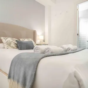 Cozy Near Plaza De La Merced By Rems * Malaga