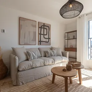 Unique Three-bedroom In The Heart Of