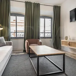 Sophisticated With Terrace By Rems