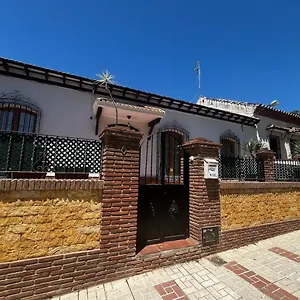 Gran Casa Cerca De La Playa Con 3 En Pedregalejo Holiday home Malaga