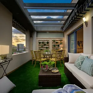 Genteel Eslava Terrace Apartment *