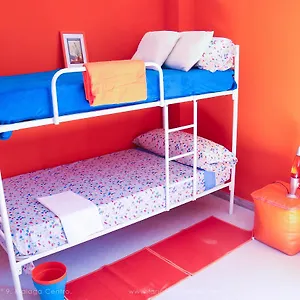 Larios Cool Hostel *