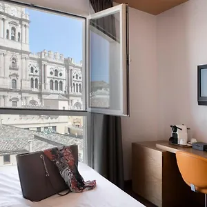 Hotel Petit Palace 4*