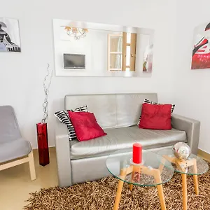 Mariblanca Apartment *