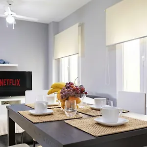 -malagasunapts- Centre Sharedterrace Malaga