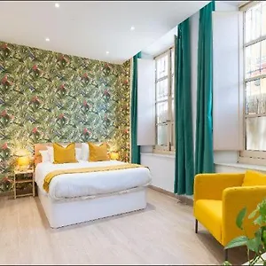 The Paradise Studio * Malaga