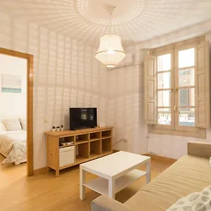 Acogedor Apartamento En El Centro Historico De - Mitjana *