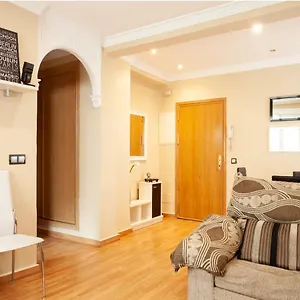 Nicemalaga Junto Al Centro Familias Grupos 7hab Apartment *