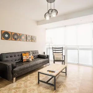 Malagasuite Historic City Centre Apartment *