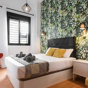 Apartment Elegant With Community Pool & Parking - Center