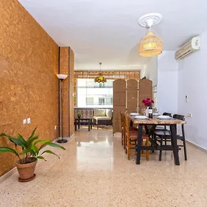 Apartment -malagasunapts- West Seafood & Relax