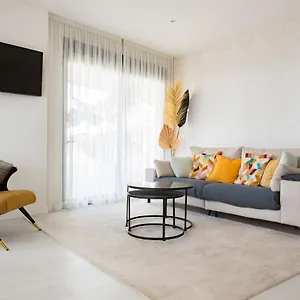 Halia * Malaga