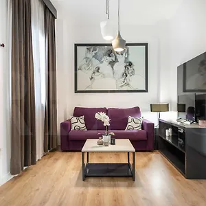 Serene & By Picasso Museum By Rems Apartment *