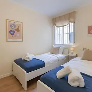 Apartment Downtown Flat With 46 Sqm Private Rooftop Terrace *