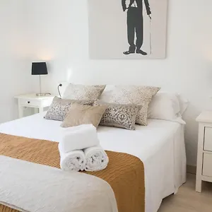 Living4malaga Molina Lario Apartment *